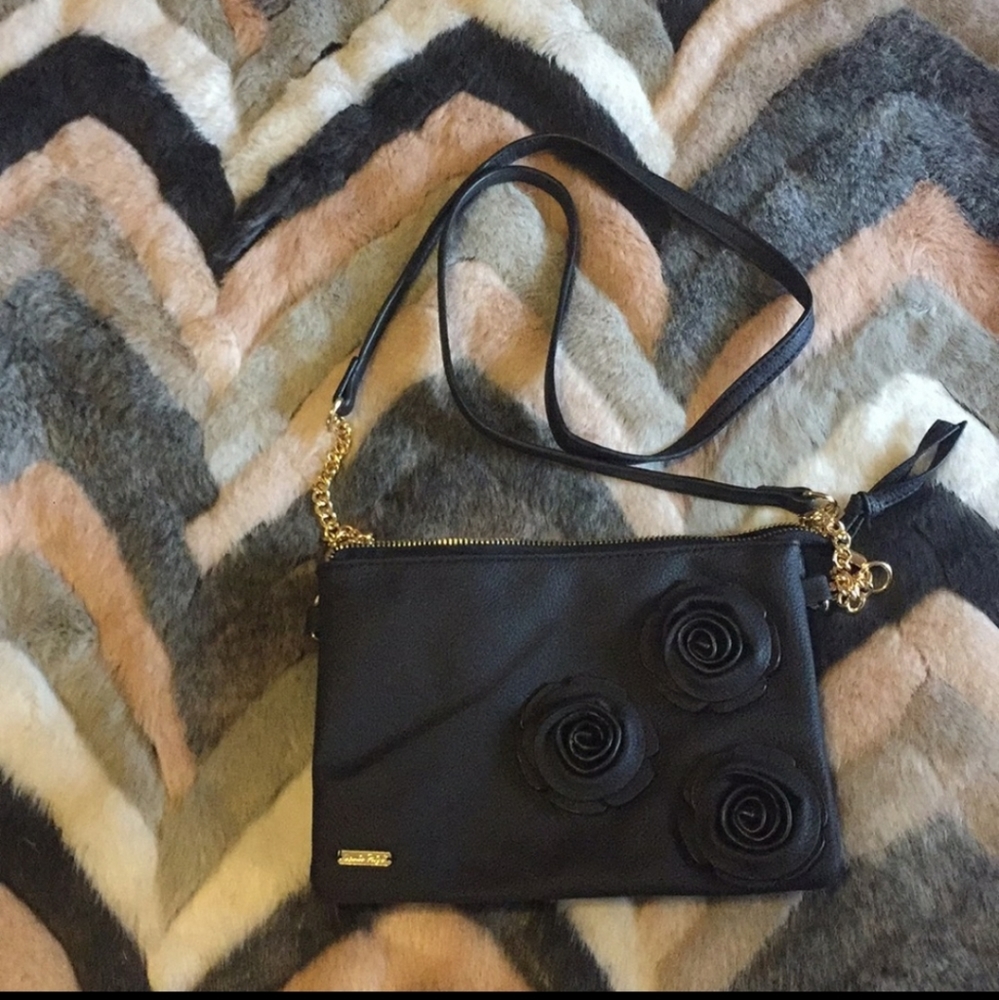 Rosette  crossbody/wristlet